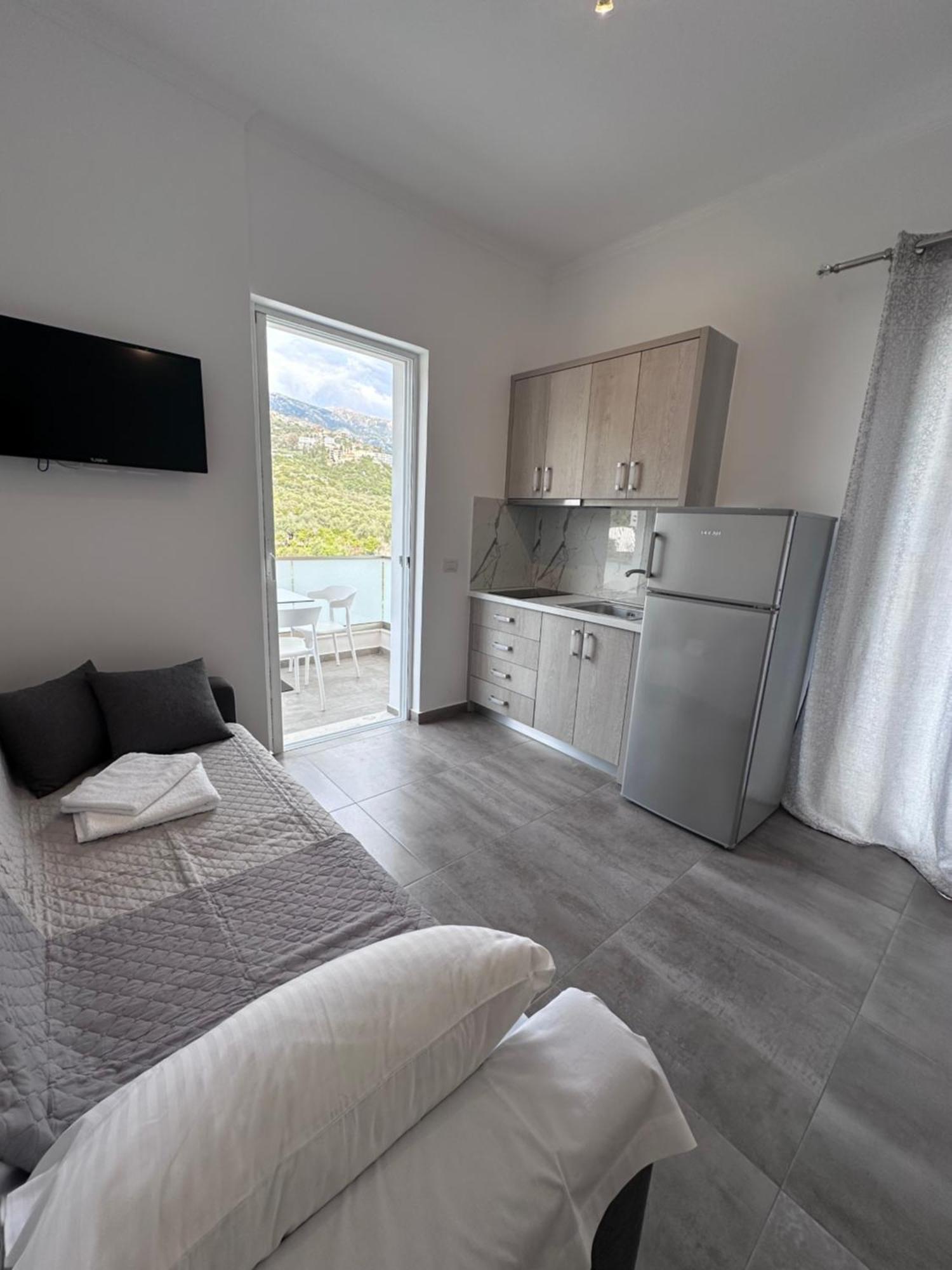Vila Melina Himare Eksteriør bilde
